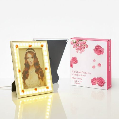 Dekoratif Işıklı Çiçekli Fotoğraf Çerçevesi 15x20 - 5
